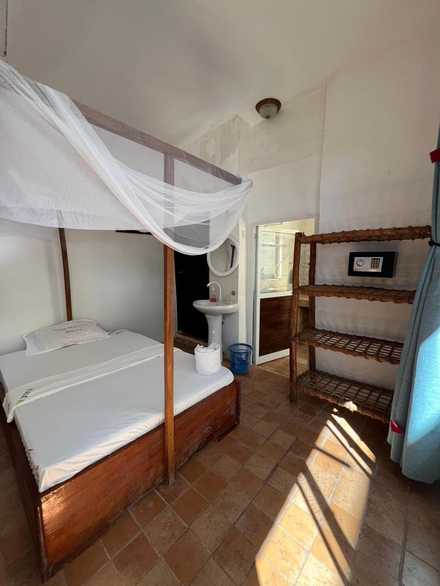 Homeland Swahili Lodge Nungwi Backpacker Apartments Budget Exterior photo